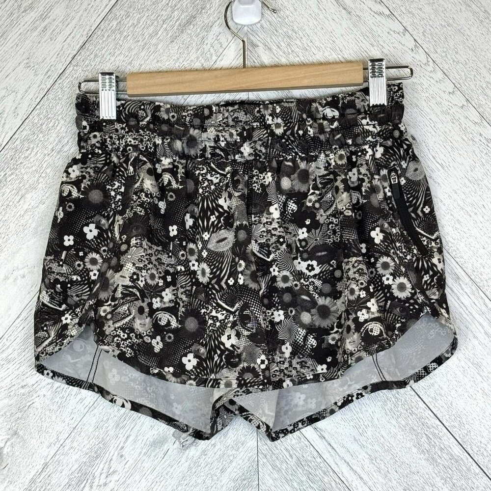 Lululemon Tracker Shorts Seawheeze Womens Size 8 Counter Culture Black Floral
